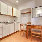 San Giovanni Sul Muro Halldis Apartment